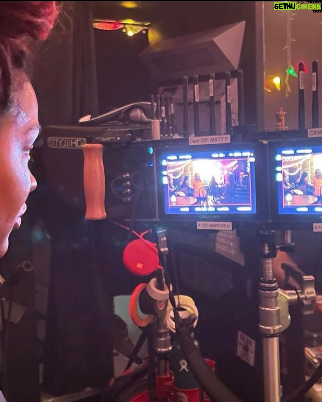 Meagan Good Instagram - ᴡʜᴀᴛ ᴀ ᴇᴘɪᴄ ᴇxᴘᴇʀɪᴇɴᴄᴇ . ɪ ᴍɪssᴇᴅ #FemaleFilmmakerFriday ʙᴜᴛ .. ɪ ᴊᴜsᴛ ᴡᴀɴᴛ ᴛᴏ sᴀʏ ᴡʜᴀᴛ ᴀ ʏᴇᴀʀ ɪᴛ’s ʙᴇᴇɴ ᴛʜᴜs ғᴀʀ .. ᴛʜᴀɴᴋ ʏᴏᴜ ɢᴏᴅ ғᴏʀ sᴜsᴛᴀɪɴɪɴɢ ᴍᴇ ᴀɴᴅ ʙʟᴏᴡɪɴɢ ᴍʏ ᴍɪɴᴅ 🤯 ..ᴀɴᴅ sᴜʀʀᴏᴜɴᴅɪɴɢ ᴍᴇ ᴡɪᴛʜ sᴏ ᴍᴜᴄʜ ʟᴏᴠᴇ ʙᴏᴛʜ ᴘᴇʀsᴏɴᴀʟʟʏ ᴀɴᴅ ᴘʀᴏғᴇssɪᴏɴᴀʟʟʏ .. ɪ’ᴍ sᴏ ᴛʜᴀɴᴋғᴜʟ ᴛʜᴇʀᴇ ᴀʀᴇɴ’ᴛ ᴇᴠᴇɴ ᴡᴏʀᴅs 🙏🏾 ʟᴏᴠᴇ ʏ’ᴀʟʟ 🫶🏾 #SheBeAGOODDirectorDoe #HARLEMeverafter 💫