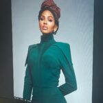Meagan Good Instagram - “ʟᴀsᴛ” sᴇᴀsᴏɴ’s sʜᴇɴᴀɴɪɢᴀɴs 👀 ! ғʀᴏᴍ @HarlemOnPrime sᴇᴀsᴏɴ ☝🏾 sᴇᴀsᴏɴ ✌🏾 ʜᴇʀᴇ ᴡᴇᴇᴇᴇ ᴄᴏᴍᴇ 👀 !!!