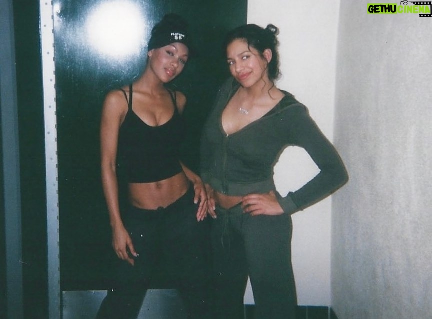 Meagan Good Instagram - 𝙻𝚊𝙻𝚎𝚎𝚣𝚢 @AmyCorreaBell, ʏᴏᴜ ᴀʀᴇ ᴏɴᴇ ᴏғ ᴍʏ ғᴀᴠᴏʀɪᴛᴇ ʙᴇɪɴɢs ᴏɴ ᴛʜᴇ 🌎 .. ᴍʏ sɪsᴛᴇʀғʀɪᴇɴᴅ + ᴄᴏᴠᴇʀ .. ᴡᴇ’ᴠᴇ ᴅᴏɴᴇ ʟɪғᴇ ᴀs ʙᴇsᴛ ғʀɪᴇɴᴅs + ᴋɪɴɢᴅᴏᴍ sɪsᴛᴇʀs ғᴏʀ 𝟸𝟻 ʏᴇᴀʀs ᴛʜᴜs ғᴀʀ .. ᴀ ᴡʜᴏʟᴇ ʟɪғᴇᴛɪᴍᴇ ᴛᴏ ɢᴏ 🙏🏾. ɪ ʟᴏᴠᴇ ʏᴏᴜ ᴛᴏ ᴘɪᴇᴄᴇs + ᴡʜᴏʟᴇɴᴇss ᴀᴍᴇʀᴢ . ɪ ᴄᴇʟᴇʙʀᴀᴛᴇ ʏᴏᴜ ᴛᴏᴅᴀʏ + ᴛʜᴀɴᴋ ɢᴏᴅ ғᴏʀ ʏᴏᴜ ᴇᴠᴇʀʏ ᴅᴀʏ ʙᴇsᴛɪᴇ-ʟᴀ-ᴏғ-ʟɪғᴇ ! 𝙷𝙰𝙿𝙿𝚈 𝙱𝙻𝙴𝚂𝚂𝙴𝙳 𝟺𝟶 𝚃𝙷 𝙱𝙾𝚁𝙽𝙴𝚃𝙷 𝙳𝙰𝚈 𝙻𝙰𝙻𝙴𝙴𝚉𝚈 💫 !!!! ɪ ʟᴏᴠᴇ ʏᴏᴜ , ʏᴏ ʟᴀʟᴀ- ᴍᴇɢsᴛʏ