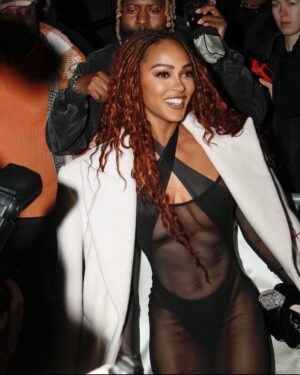 Meagan Good Instagram - Thank you for having AND dressing me @laquan_smith 😱🥰 . 
I had the best evening and the new collection is Divineee !!!

📸 | @chrishnaphotography
😎 | @philippeuter 
👡| @giuseppezanotti 
💄| @jorge__monroy 
💈| @bagoddess