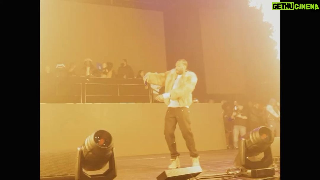 Meek Mill Instagram - @ 6pm TIMES LIKE THIS VIDEO @youtubemusic tappppp innnn link in story!!!