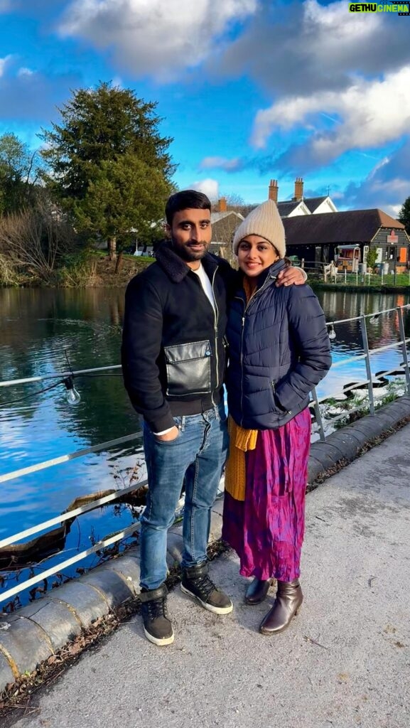 Meera Nandan Instagram - 2023 was undoubtedly the best year so far 🧿 Being a person who didn’t think of getting married anytime soon, you gave me the man of my dreams.. I cannot wait for you.. bring 2024! #countryside #surrey #shere #love #bigyear #positivevibes #reels #life #instagood #london #whatayear #readyfor2024 #intareels #you #loveyou #blessed #reelsinstagram Shere Village, Surrey Hills