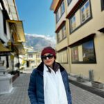 Meera Nandan Instagram - What’s the song running in your mind when you see this? Mine is - Subhanalla from YJHD 🤍 #himachal #dharamshala #india #explore #love #allsmiles #positivevibes #instagood #ptbi Dharmsala, Himachal Pradesh, India