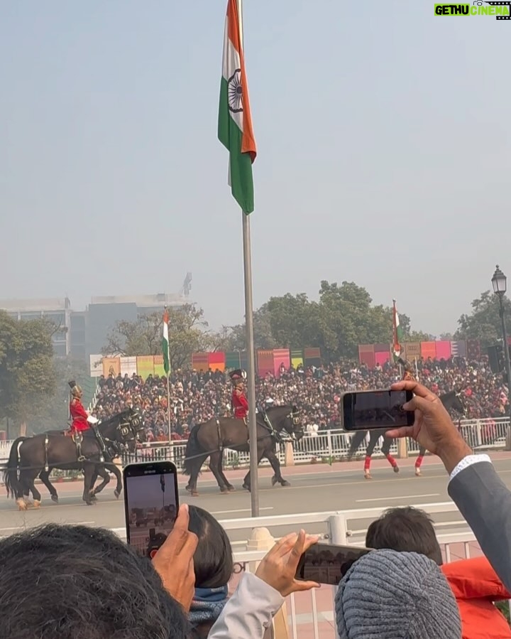 Meera Nandan Instagram - Blessed to witness the Republic day celebrations in Delhi this year. Happy Republic Day 🇮🇳 #proudtobeanindian #republicday #india #bharath India Gate