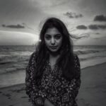 Meera Nandan Instagram - Lover 🤍 #mono #bnw #happiness #white #black #positivevibes #allheart #love #instagood #heart #wind #beach #instareels #reelsinstagram #onlylove #reels #bnwreels