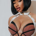 Megan Thee Stallion Instagram – Bucciarati HOTTIE 🔥🔥🔥 #crunchyrollanimeawards Tokyo, Japan