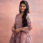 Megha Akash Instagram - Feeling blessed 💜🧿 Styled by: @theresa.shalini Outfit : @bykaveri Earring : @amrapalijewels @amethystchennai Rings & bracelet : @mykreshya Muah : @teamdiamondartistry Photography: @prachuprashanth Backdrops : @mizubackdrops #styledbyshalz