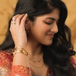 Megha Akash Instagram - •🧡• Styled by: @theresa.shalini Outfit : @ojasme Jewellery : @mykreshya Muah : @salomidiamond @teamdiamondartistry Photography: @prachuprashanth #styledbyShalz #vadakkupattiramasamy