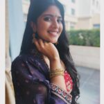 Megha Akash Instagram - Happy vibes ✨♥️ Wearing @kalyanjewellers_official #ad #love #selfie