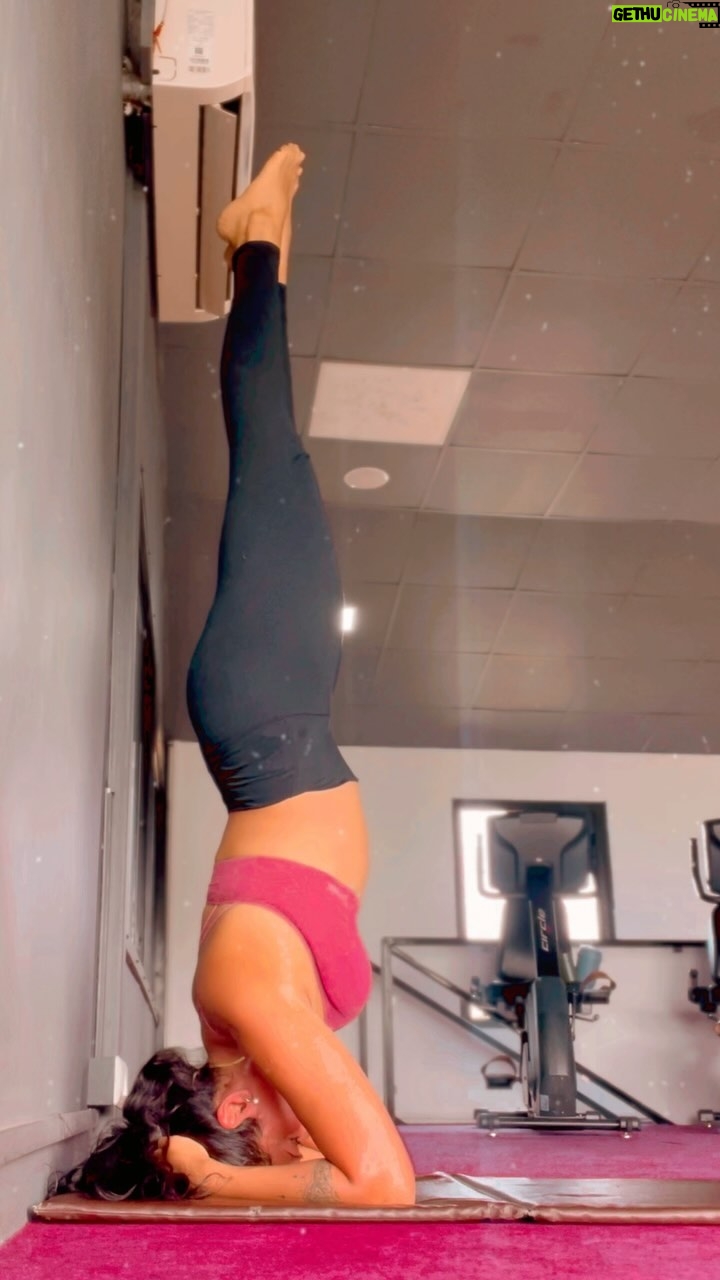 Megha Gupta Instagram - Being healthy to yourself is always difficult at first. Keep going. One step in front of the other. Remember the simple yet most profound words - God helps those who help themselves. only love, megha #health #wellness #biohacking #movement #inversions #headtsand #alo #alowomen #goa #india #slowliving