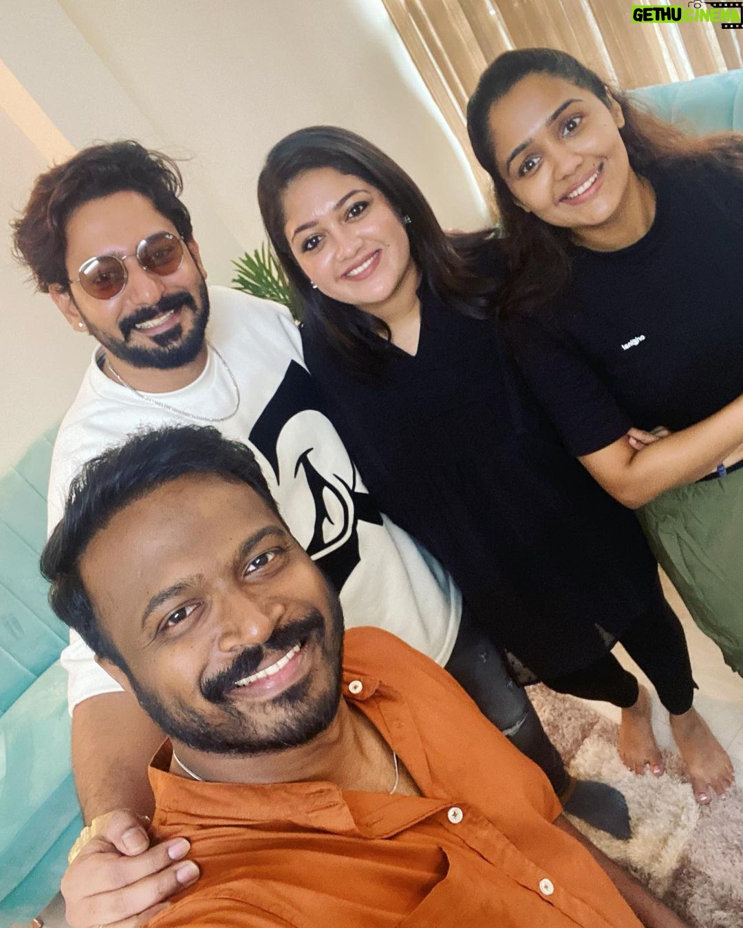 Meghana Raj Instagram - @tatsamatadbhava in MALAYALAM ! Watch it at a theatre near u! ❤️ my dearest @ananyahere thank u for hosting us! 😘 as always love u kerala and missed being there!