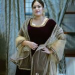 Meghana Raj Instagram - And 🥂 to my favorite color! 💜 Outfit @anvi_closet Photography @pkstudiophotography Hairstyling @shanthanagaraj6967 Jewellery @rentingstoli Footwear @kala.india J. P. Nagar