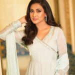 Mehazabien Chowdhury Instagram - Confidence: the best outfit to wear every day 💫 Outfit: @festivibe.official Makeover: @signature.look.by.samia Photography: @syedshahewar.hussain.7