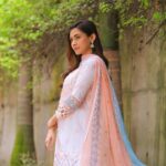 Mehazabien Chowdhury Instagram - Saying goodbye to summer 🦄 Ootd: @fartas_dresses