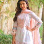Mehazabien Chowdhury Instagram - Saying goodbye to summer 🦄 Ootd: @fartas_dresses