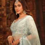 Mehazabien Chowdhury Instagram - Saree state of mind 🦋 Outfit : @premscollections Photography: @zutons_snapshoot