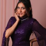 Mehazabien Chowdhury Instagram - Can you guess the inspiration ? Dress and accessories: @hijabicon_cs Makeover: @zahid8357 @zahidkhanbridalmakeover Photography: @adorhossainbadsha Jewelry: @1_zewar_1
