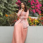 Mehazabien Chowdhury Instagram - Spring obsession 💐 Outfit: @azwa__official Photography: @zutons_snapshoot