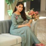 Mehazabien Chowdhury Instagram - Hello Summer 💐 Outfit: @rise.brand Photography: @zutons_snapshoot