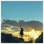 Mehdi Pakdel Instagram - . وقتی غروب را باور داشته باشیم، زیبایی‌هایش را هم خواهیم دید. Paris, France