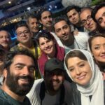 Mehrave Sharifinia Instagram - ' خاطره‌بازی با «دل» به مناسبت پایان فیلمبرداری نقشم... در کنار منوچهر هادی عزیز، یکتای نازنین و دختر ناز و خوش‌اخلاق و دوست‌داشتنی‌شون، همین‌طور عزیزانِ پشت دوربین که مهم‌ترین کارها رو انجام می‌دن ولی زحمات‌شون کمتر دیده می‌شه. صمیمیت، مهر و همدلی‌ این گروه عزیز هرگز از ذهن و قلبم پاک نمی‌شه.❤️ نمی‌دونم پخش سریال «دل» از چه زمانی در شبکه‌ی خانگی شروع می‌شه، هر زمان که باشه امیدوارم به دل شما بنشینه و دوستش داشته باشید. ❤️ ' پ‌ن: و اما،... ممنونم از همه‌ی شما عزیزانی که با محبت و پست‌های اتحادتون در این مدت بابت اکران فیلم، اجرای تئاتر، صفحه‌ی اینستاگرام و... من رو مثل همیشه شرمنده کردین، دیدن حمایت شما برام بسیار ارزشمنده. آرزو می‌کنم این پست‌ها مُخلِ زندگی‌تون نشه و فقط زمان اندکی از اوقات فراغت‌تون رو به خودش اختصاص بده . قبلا گفتم، باز هم می‌گم که هرگز راضی نیستم به خاطر فعالیت مجازی حتی ثانیه‌ای از زمانِ مفیدِ زندگی‌تون تلف بشه. به موفقیت تک تک شما در دنیای واقعی افتخار می‌کنم، امیدوارم در مسیر آرزوهای بزرگ و سازنده‌ قدم بردارید و خدا در همه حال حواسش بهتون باشه. با عشق ❤️ ' ' ' اصلاحیه‌ی بعد از پست: با عرض پوزش اینستاگرام اجازه‌ی تگ کردن بیشتر از ۲۰ نفر رو نمی‌ده وگرنه هرچی فن‌پیج تو دنیا بود تگ می‌کردم. •