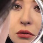 Mehrave Sharifinia Instagram - ‘ سرت به کار خودت باشه، روی همه‌ی چیزهایی که دوست داری تمرکز کن، برو جلو، روزها سریع‌تر از اونی که به نظر میاد سپری می‌شن. ‘ ‘ ‘ 📷: @omidgolzadeh