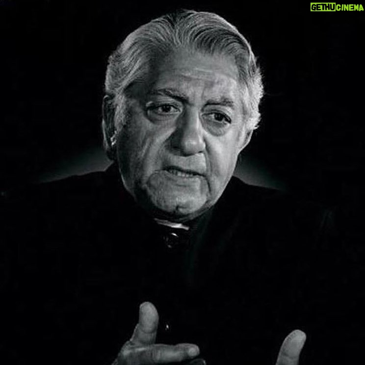 Mehrave Sharifinia Instagram - ... روح استاد بزرگ شاد. 🙏🏻🌱 تسلیت به مردم ایران و گلنوش عزیزم. ‘ #عزت_الله_انتظامی