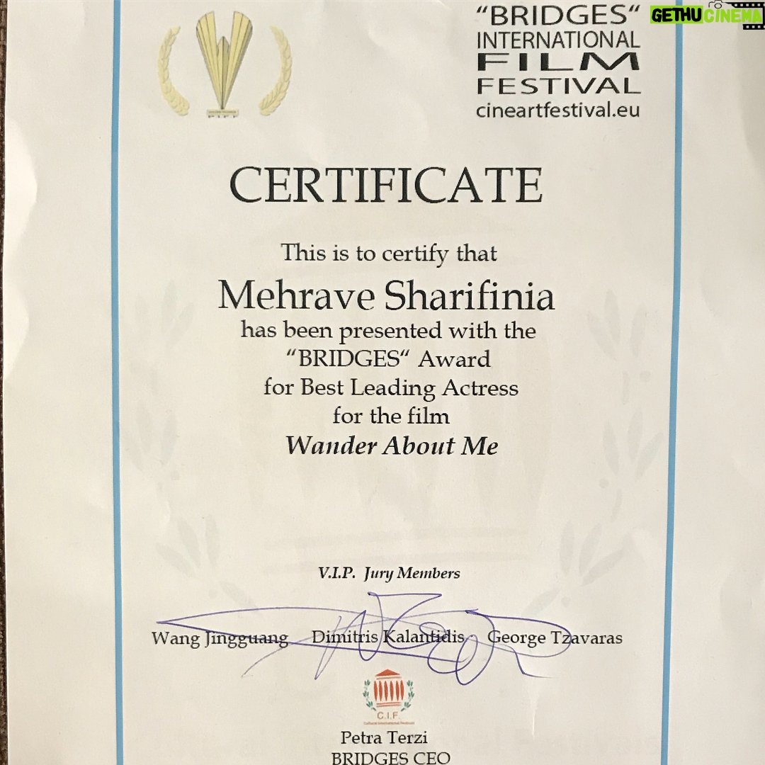 Mehrave Sharifinia Instagram - ... اولین پست در سال جدید با یک اتفاق خوش برای من، همراه شد. ممنونم از لطف و پیگیریهای غزاله سلطانی عزیزم که جاش در مراسم بسیار خالی بود و خانم پترا ترزی بابت دعوت مجدد جهت دریافت جایزه. سپاسگزارم از حمایت مدیریت کل امور فرهنگی خارجه در ایران جناب آقای “محمد علی کیانی”، جناب آقای “مجید مطلبی شبستری” سفیر محترم ایران در یونان و رایزن فرهنگی ایران در یونان جناب آقای”دکتر علی محمد حلمی” که شرایط سفر رو مهیا کردند. ممنونم از محبتهای جناب آقای “دکتر سید رشید موسوی”، سرکار خانم آتنا حیدری، سرکار خانم ملیسا موسوی و کارمندان محترم سفارت و رایزن فرهنگی ایران در یونان. ... Bridges international film festival “Wander about me” Director: ghazale soltani “پرسه در حوالی من” ... استایلیست: گلناز گلشن عکس: ملیسا موسوی ‘ @ghazalesoltani @golnaz_golshan7 @melishka_m Athens, Greece