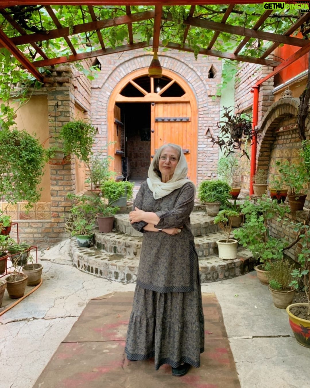 Mehrave Sharifinia Instagram - '❤️' بینیاز به ستایش مصون از نکوهش ' ' ' افغانستان. شهر کابل شهریور ۱۳۹۸ ' 📷:mehrave ' ' ' @rakhshanbanietemad #رخشان_بنی_اعتماد ' ' '