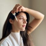 Mehrene Kaur Pirzada Instagram – I love my radiant skin 🌞✨ 

You need to try the Garnier Bright Complete Vitamin C Serum to believe it.

Enriched with 30X* Vitamin C. Embrace the brightness with me!

#Garnier #BrightComplete #VitaminC #Serum #Skincare #VitCStory #Brightness #AD