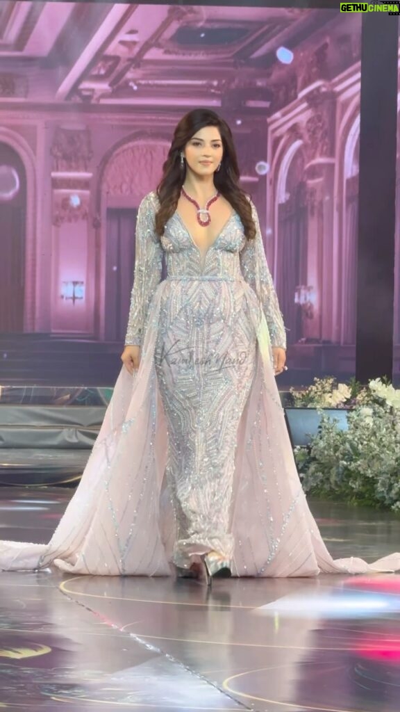 Mehrene Kaur Pirzada Instagram - I’m a Princess in my own Fairytale 🧚‍♀️ 🥰 Walking for a cause @teach_for_change Thank you @lakshmimanchu for having me and making me a smart part in this noble cause ❤️ Outfit @amitgt_officialpage Jewellery @siddharthafinejewellers MUA Tanuja @theartbeatsalon Styling by my fav @officialanahita 🎥 @artistrybuzz_ Hyderabad