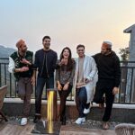 Mehrene Kaur Pirzada Instagram – Cause 
in the end, 
All you really have 
Is 
Memories 💖 
#grateful for this bunch 🥰😘
.
.
.

@hyattregencydehradun 
@stanley.communications 

#HeartOfTheHills #BeyulAndBeyond #HyattRegencyDehradunRegency Dehradun, Uttarakhand