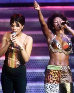 Mel B Instagram - Yippeee no one has to twist my arm for a “90’s dress up” for @themaskedsingerau but it meant I had to dig into my wardrobe and bring out this look from the 1998 tour 🐆#imtourready Sydney