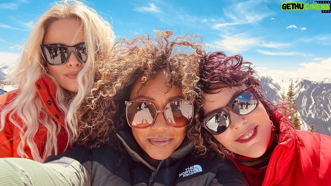 Mel B Instagram - We climbed we laughed we froze our tits off 🧑🦰👩🦳👩🏽🦱