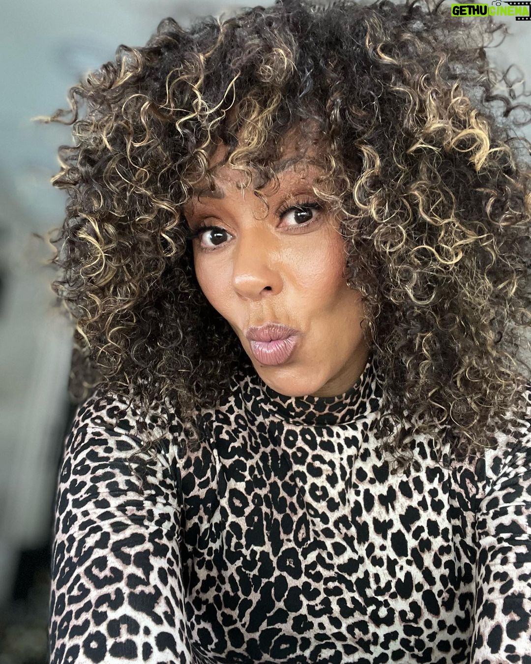 Mel B - 25.1K Likes - I got a little somthing for ya!!!