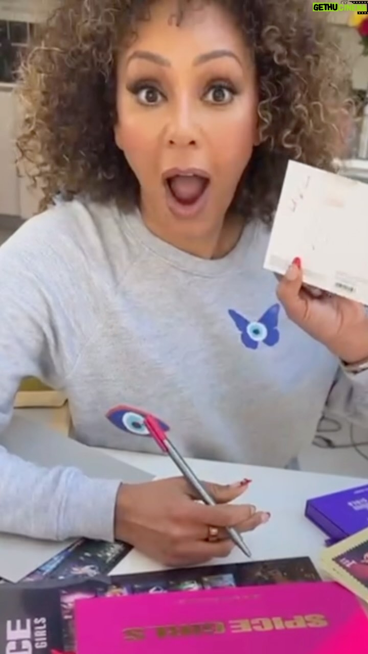 Mel B Instagram - Just got my hands on the @SpiceGirls stamps and postcards from royalmailofficial Writing postcards to your mates like its 1996 for a bit of nostalgia coming threw your letterbox! ๐ #SpiceUpYourMail