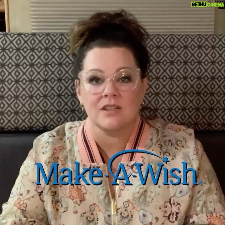 Melissa McCarthy Instagram - Today is Day 7 of our #20DaysOfKindness 🥳 and the #SuperIntelligence family couldn’t be more excited to give our next donation to the @makeawishamerica foundation. When a wish comes true for a child, it can create strength, hope and transformation...this could mean everything to a sick child. Make-A-Wish is also our final charity in our @prizeo sweepstakes! Check it out at prizeo.com and remember, a little bit of love goes a long way ❤⭐ @hbomax