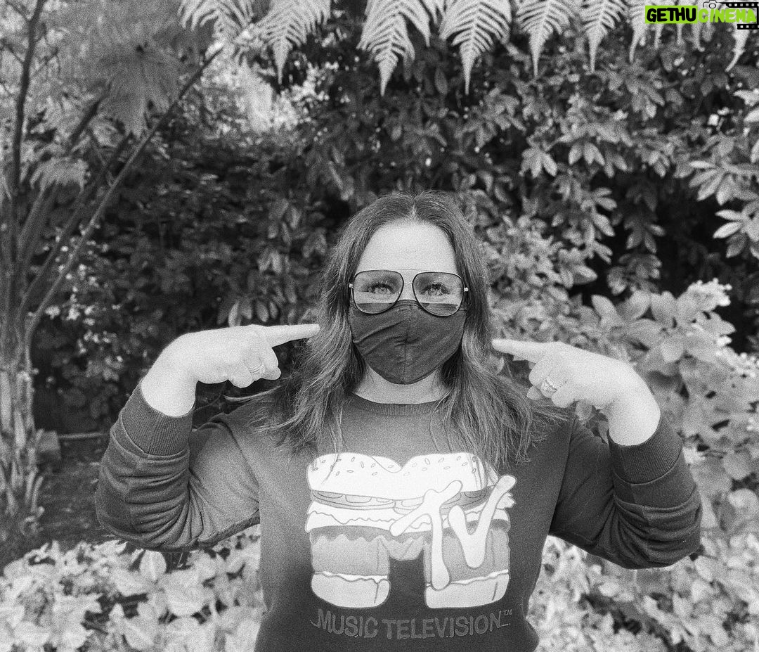 Melissa McCarthy - 305.8K Likes - Challenge accepted ā¤ļø Letās continue to spread words of love and empowerment, always. #womenempowerment #womensupportingwomen