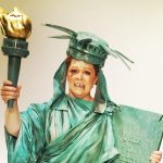 Melissa McCarthy Instagram - Feeling very Monday...