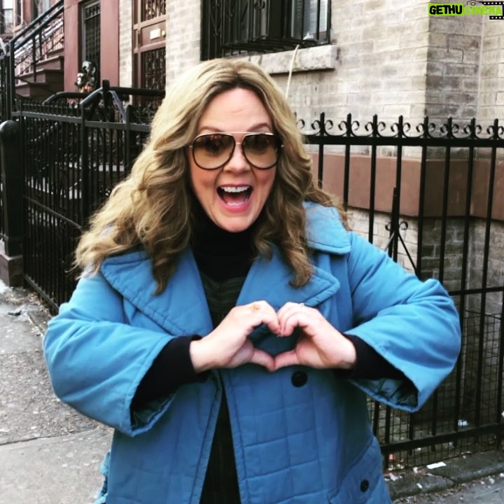 Melissa McCarthy Instagram - Good luck to all the @criticschoice nominees today! I’m shooting in NYC and can’t be with you so sending love from the freezing East Coast!#criticschoice
