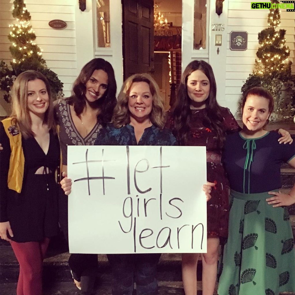 Melissa McCarthy Instagram - See what happens when #WeLetGirlsLearn with a new @cnn film featuring @FLOTUS about the power of education!