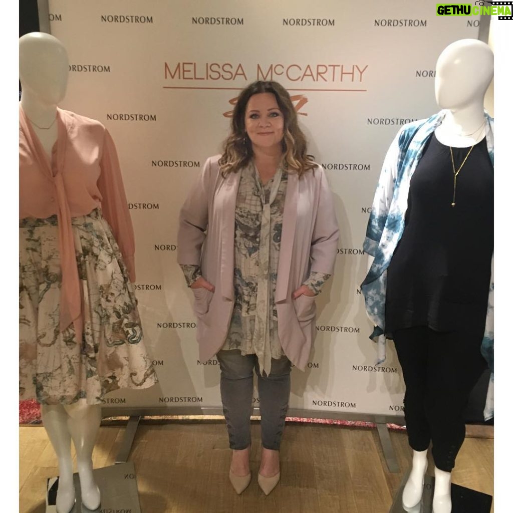 Melissa McCarthy Instagram - n Seattle today for the @nordstrom Anniversary sale. So excited to share my capsule collection with everyone!! #melissamccarthyseven7 Nordstrom Downtown Seattle