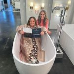 Melissa McCarthy Instagram - Just two cousins…one in a tub…wait. I digress 😬🛁 A BRAND NEW episode of #TheGreatGiveback airs tonight! Also I cannot stress this enough — always take your tubs for a test drive !!!