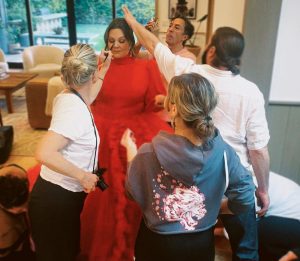 Melissa McCarthy Instagram - Last night was a dream. And no statement has ever been more true than “it takes a village” !! And boy, do I loveeeee my village ❤️✨