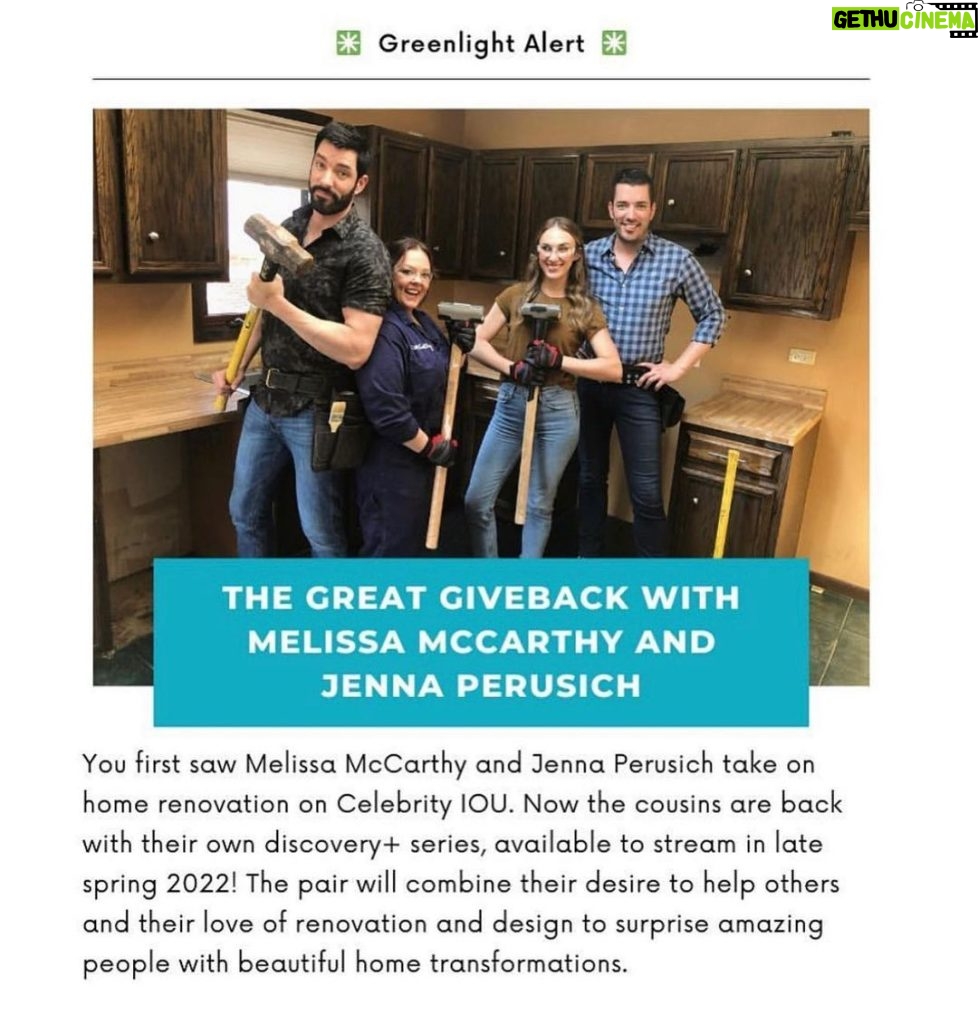 Melissa McCarthy Instagram - We start shooting The Great Giveback this week and I can absolutely guarantee I will cry in every episode 😭 these people are incredible and their stories are inspiring. Thank you @hgtv @discoveryplus and @scottbrothers for trusting @jenna_perusich and I with plans + power tools 🛠