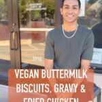 Mena Massoud Instagram - Butter-less, Milk-less Biscuits in Austin, Sexas. I mean -