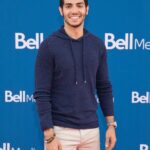 Mena Massoud Instagram - ICYMI: Evolving Vegan The Series is happening!! For the first time ever, there will be a televised, food & travel docu-series dedicated to our thriving plant-based world. This show will be for everyone: vegans, vegetarians, pescatarians, meat-eaters & anyone in-between. I can’t tell you how satisfying is to create something from scratch & will it this far. From inception to the book and now the series. Vision boards work ya’ll! Thank you to @cravecanada @ctv_pr for your trust & vision. #BellMediaUpFront