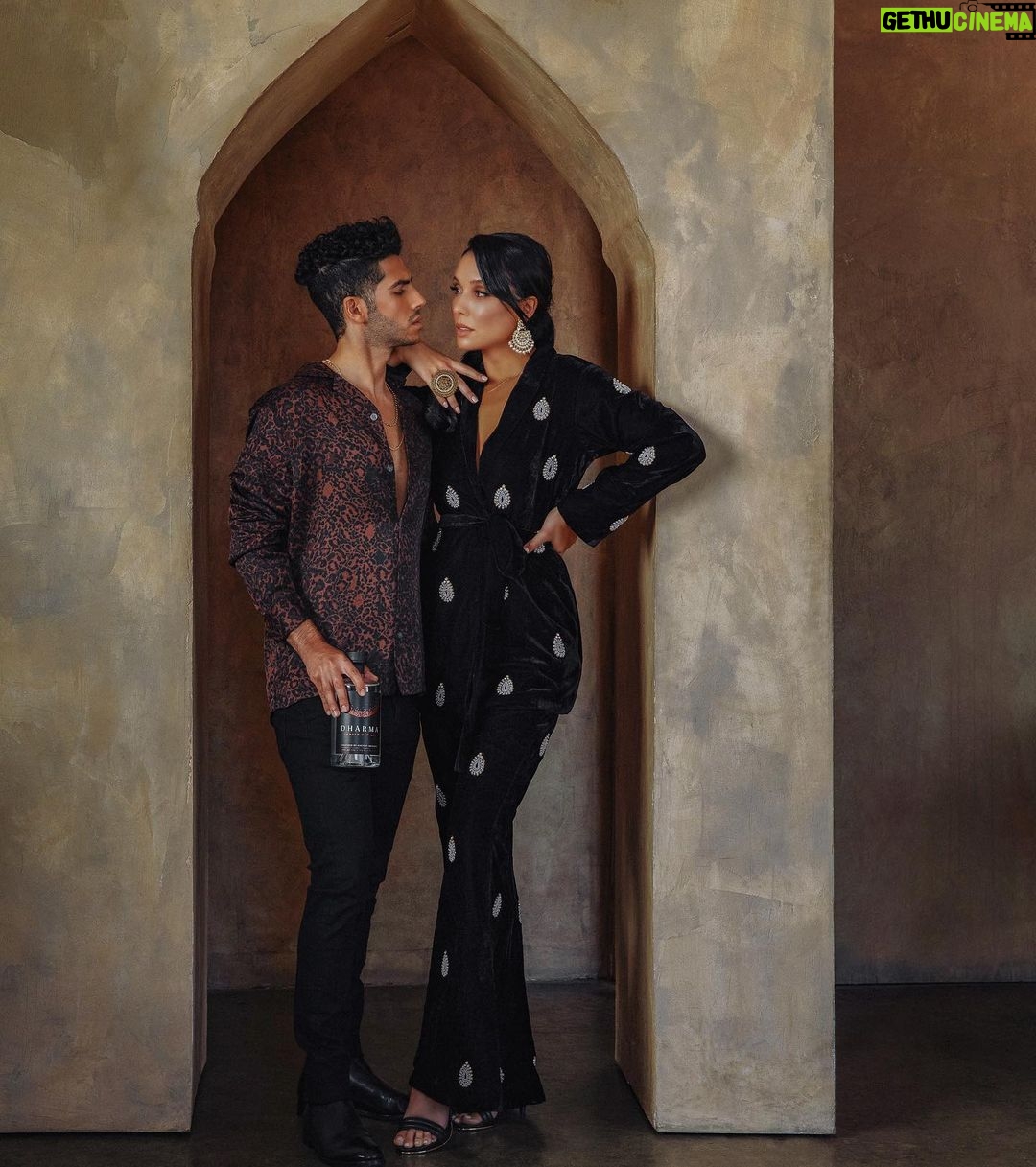 Mena Massoud Instagram - Celebrate world Gin day with our founders with this exclusive GIVEAWAY! For the first time, our Dharma Gin lovers will receive a chance to partake in a virtual tasting with our founders, Mena Massoud and Emily Shah! In order to enter in the giveaway, you must follow these steps- 1.Follow Dharma Gin on Instagram & Twitter 2.Like the two collab posts from today 3.Tag 3 friends in either posts (additional tags will receive additional entries) 4.Have purchased a bottle of Dharma Gin (www.dharmagin.com) in order to enter to win the tasting by the end of the entry deadline ⋆ Two additional entries will be allocated to those who repost one of our drink recipe videos on their story. ⋆ *PARTICIPANTS MUST BE 21+ YEARS OLD AND LIVE IN THE USA. PARTICIPANTS MUST AGREE TO DHAMRA GIN’S TERMS & CONDITIONS WHEN APPLYING. GIVEAWAY OPENS TODAY, JUNE 11TH 6 AM PST & WILL CLOSE ON JUNE 26 11:59 PM PST. THE WINNER WILL BE RANDOMLY SELECTED & DM’D BY JUNE 30TH. MUST HAVE PROOF OF PURCHASE AND COMPLETED ALL ENTRY STEPS* This giveaway is not sponsored, endorsed or administered by, or associated with Instagram.