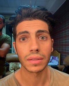 Mena Massoud Instagram - Left or Right? #InBroadDaylight