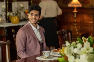 Mena Massoud Instagram - Excited to share the first look of The Royal Treatment. Available on @netflix, January 20, 2022.